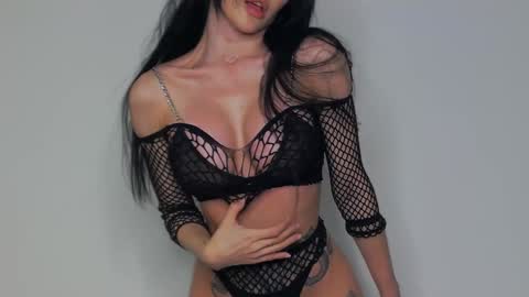 Mary online show from December 21, 4:46 pm