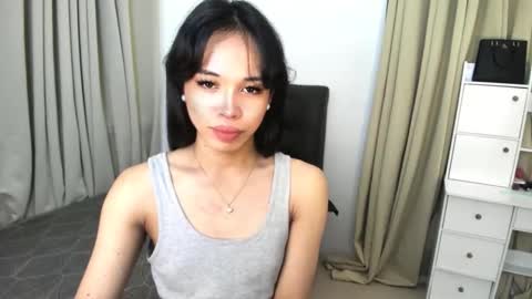 yanie online show from October 30, 7:53 am