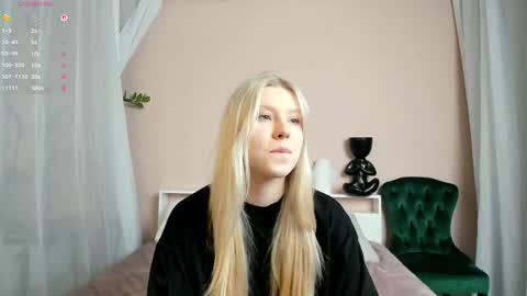 Daisy online show from November 21, 7:50 am