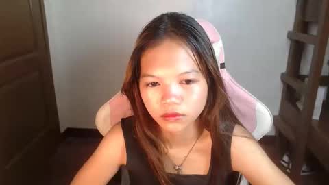 Jen online show from May 8, 7:19 pm