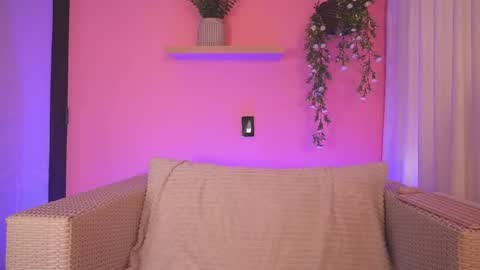 _jessica1 online show from April 2, 11:50 am