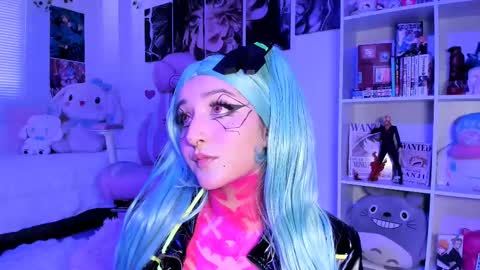 JULIANA online show from March 3, 4:26 pm