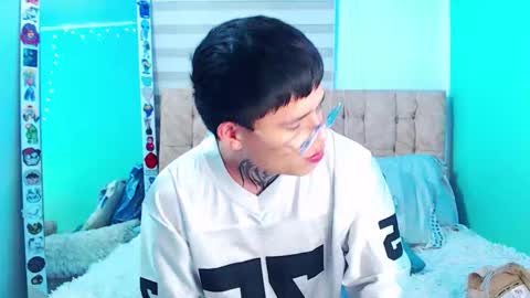 mod online show from March 5, 7:28 am