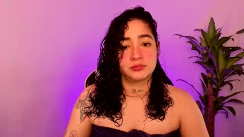 Snapshot of _kat_1 chatting on October 1, 7:35 pm     online show from October 1, 7:35 pm