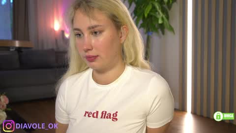 Kate online show from April 17, 3:36 pm