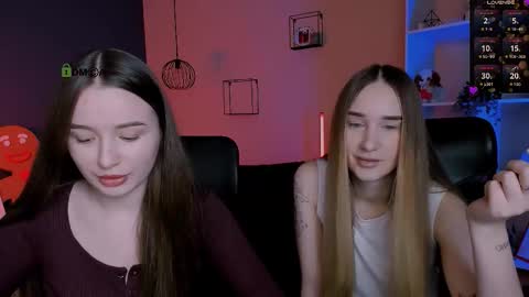 _kellykitten_ online show from December 20, 10:44 am