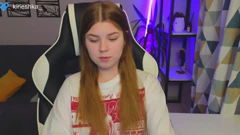 Molly   Emily online show from December 8, 5:11 pm