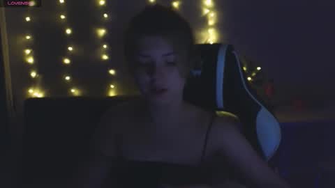 Molly   Emily online show from February 3, 12:29 am