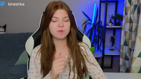 Molly   Emily online show from December 26, 4:58 pm