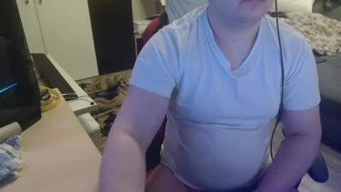 Snapshot of _kitsu_ chatting on February 4, 4:39 pm _kitsu_ online show from February 4, 4:39 pm