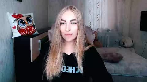 Snapshot of _kittyboo chatting on September 20, 9:01 am Aleksa online show from September 20, 9:01 am
