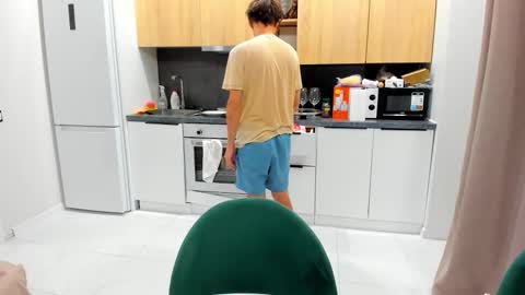 Snapshot of _kurt chatting on September 17, 3:59 pm Kurt online show from September 17, 3:59 pm