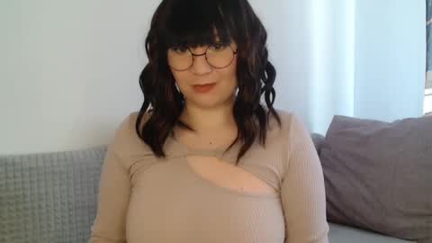 _lalilu_ online show from February 14, 12:03 pm