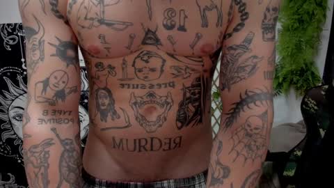 Layne online show from February 2, 9:18 am