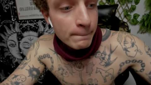 Layne online show from March 3, 6:56 pm