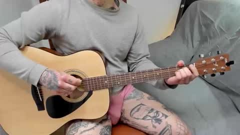 Layne online show from March 25, 10:33 am