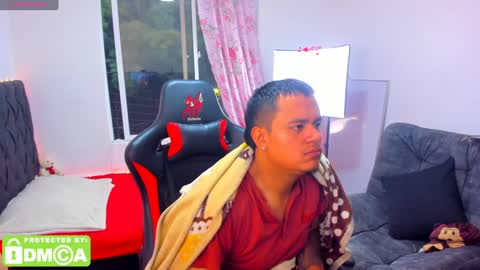 Snapshot of _leiablackley_ chatting on December 5, 11:01 am Sharon and Ed online show from December 5, 11:01 am