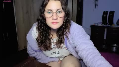 Lindasy online show from February 19, 5:06 am