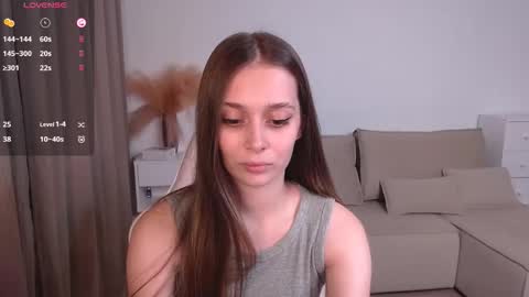 Amelia                        online show from September 30, 9:25 pm