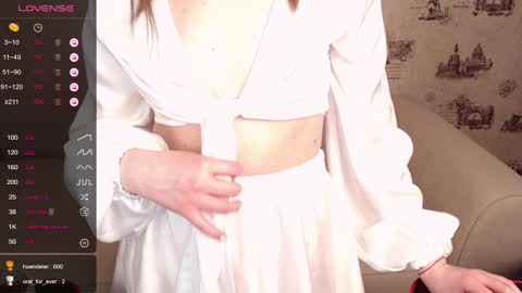 Snapshot of _little_sunshine_ chatting on February 21, 7:12 am  My name is lina Lush is activePrivate is Open online show from February 21, 7:12 am