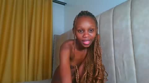 Littlevenus online show from September 29, 3:11 pm