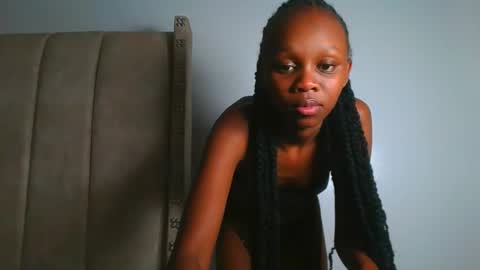 Littlevenus online show from October 12, 2:48 am