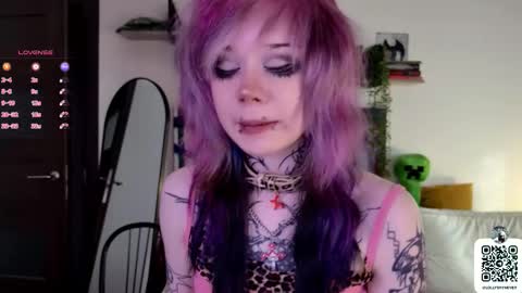 Lolly online show from September 11, 1:12 pm