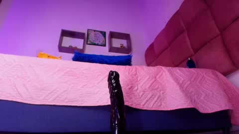 Lorrayne online show from February 28, 2:53 pm