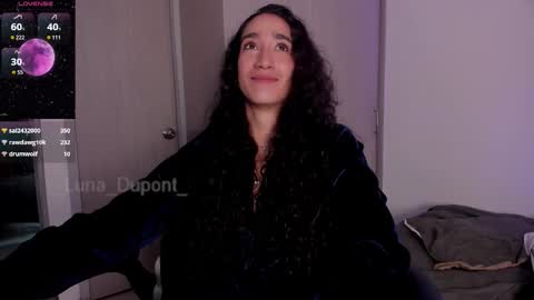  Luna  online show from December 19, 6:09 am