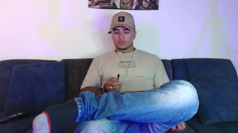 STIVEN online show from December 17, 6:09 am