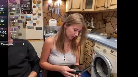 _magic_kis online show from September 15, 2:40 pm