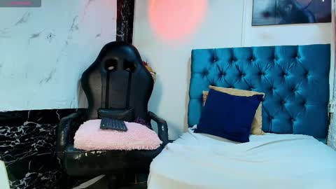 Mikoto  Alexia online show from October 20, 12:54 pm