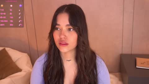 Snapshot of _meghan_gomez1_ chatting on December 18, 2:06 pm     online show from December 18, 2:06 pm