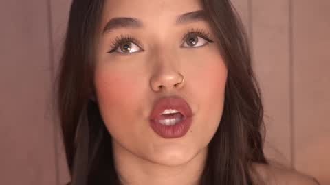 Snapshot of _meghan_gomez1_ chatting on February 6, 7:40 pm     online show from February 6, 7:40 pm