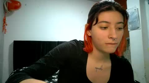 Mia-foster online show from June 16, 4:05 am