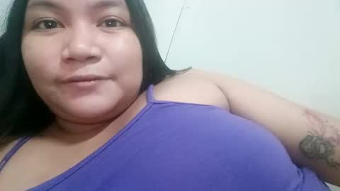 _milkytitsmomxx_ online show from September 13, 7:05 pm