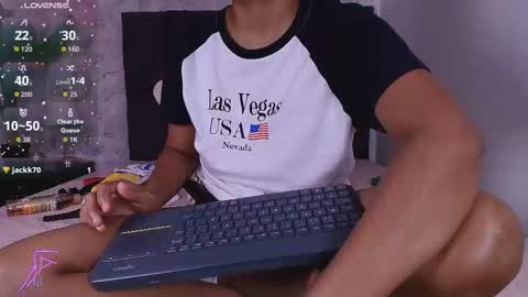 Mishell online show from October 16, 8:40 pm