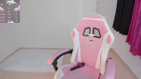 Hanna  Idependent Model   online show from January 22, 3:52 am