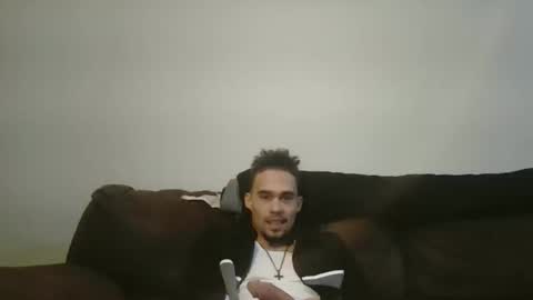 Mixedbreed online show from December 14, 11:33 pm