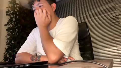 Panda  online show from December 5, 4:59 am