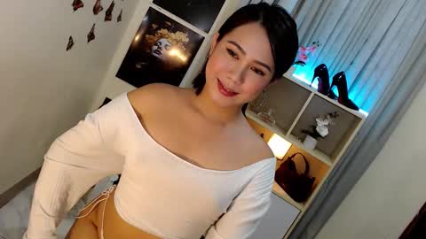 _mysticdoll_ online show from September 13, 6:05 am