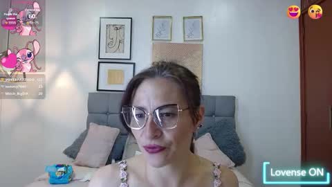 _naomi_s online show from January 5, 5:27 pm