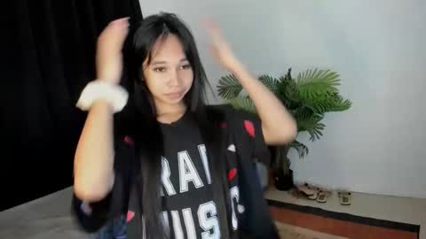 Nicole online show from December 14, 7:53 pm