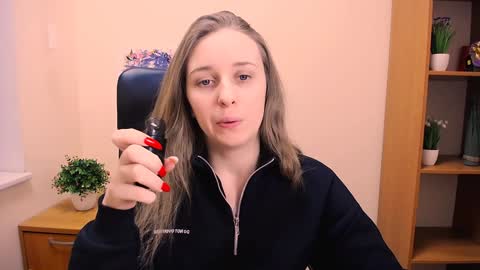 Snapshot of _nicole_new chatting on January 19, 12:17 pm Nica online show from January 19, 12:17 pm