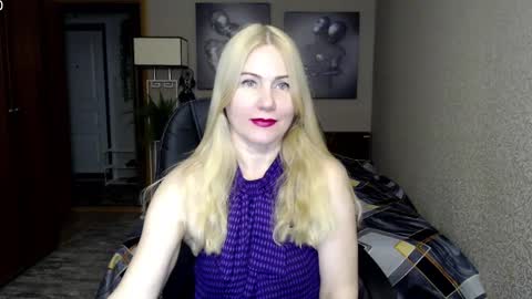 Donella    online show from February 14, 5:36 pm