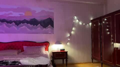 Mikayla online show from February 16, 7:59 am