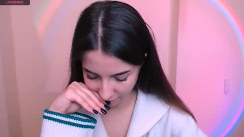 Olivia online show from December 1, 1:20 pm