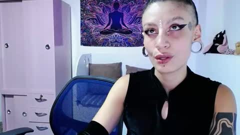 Snapshot of _onthary_6 chatting on October 20, 6:24 pm Jazz Onthary online show from October 20, 6:24 pm