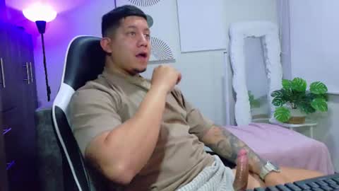 Roberto online show from June 27, 2:23 pm