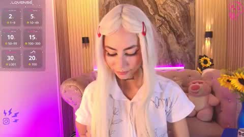 Sabrina online show from March 30, 9:15 pm